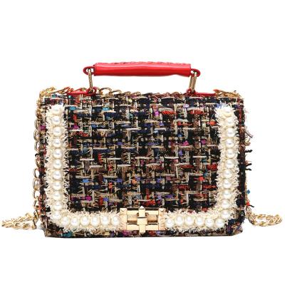 China 2021 Lady Pearl Ladies Clutch Bag Women's Unique Beaded Portable Diamond Handbags Crystal Evening Bags for sale