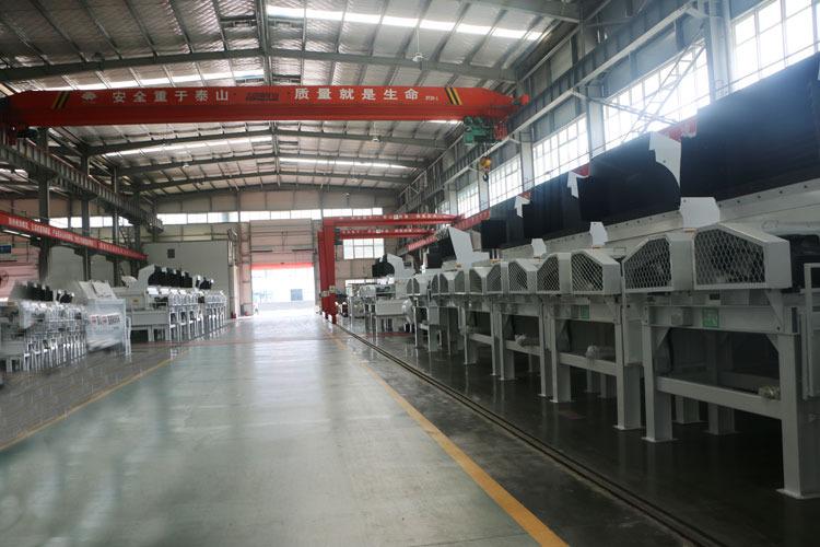 Verified China supplier - Henan Sinoroader Heavy Industry Corporation