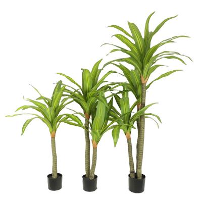 China Realistic Home Outdoor Artificial Garden Decor Palms Tree Decor Garden Yard Artificial Trees for sale