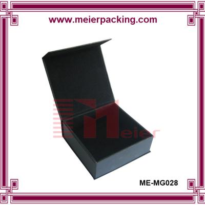 China Fashionable Manget black Texture Paper Gift Boxes Rectangular shape for home / office for sale