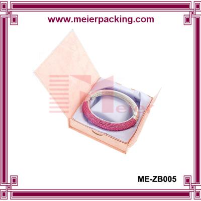 China Popular pink cute bracelet packaging Box Flip Top Jewel Gift Box With magnet closure for sale