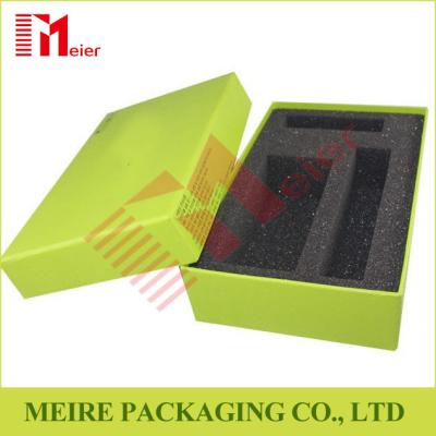 China Chip board Paper Creen Print Customized design Gift Box With Black Foam for gift set for sale