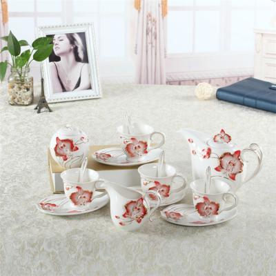 China Custom Elegant Flower Ceramic Tea Cup With Gold Rim CE Certification for sale