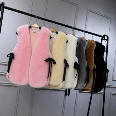 China Breathable Plus Size Faux Fur Vest Women For Girl Lady Winter Women for sale