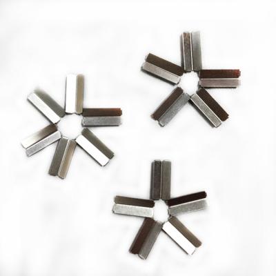 China Apartment ; Leaf ; Best Plate Factory Durable Using Carbon Steel Electrical Contacts Mini Flat Leaf Springs for sale