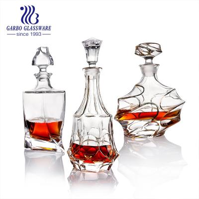 China Wholesale High Quality New Design 33OZ Decanter Classic Red Wine Whiskey Etched Luxury Glass Decanter for sale