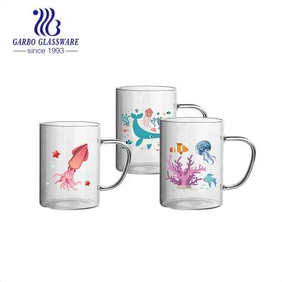 China Competitive Price Viable Pyrex Single Wall Glass Coffee Mug With Full Handle Personalized Decal 455ml Borosilicate Restaurant Tall Mug for sale