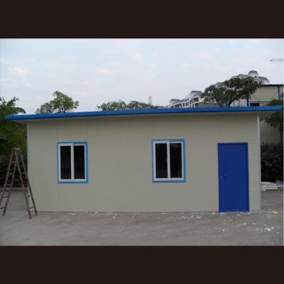 China 2.5mm Roof  40ft Flat Pack One Story Shipping Container Homes Pre Installed Plumbing System For Easy Transport for sale