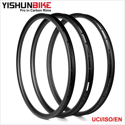 China MTB Bike 2017 YISHUNBIKE OEM Finish Reinforced 3k/UD/C+K RSD 27H5 MOR mtb carbon bike rim 32mm wide*29mm deep 28/32holes hookless for sale