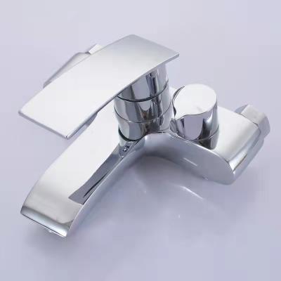 China Without Widespread Bathroom Faucet Zinc Basin Shower Faucet Chrome Bathroom Mixer Tap for sale