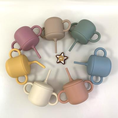 China BPA free 2023 new design hot selling food grade silicone baby cups with straw for sale