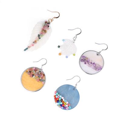 China 2021 handmade earrings exquisite tasty accessories of high quality factory supply earrings with color pearls for sale