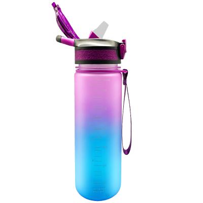 China Sustainable Tritan Logo Custom Water Bottle Eco Friendly 22 oz Bpa Free GYM Portable Water Bottles With Straw for sale