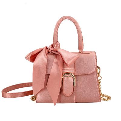 China Fashion New Luxury Ladies Handbag Fashion Messenger Bag Dinner Bag Female Generous Handbag for sale