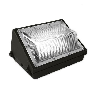 China Polycarbonate American stardard mounted wall light ip65 65W 100W DLC ETL listed led wall pack light for sale