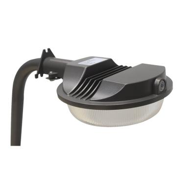 China Garden New Design IP65 ETL Listed Outdoor Dusk To Dawn 58W 5700K Led Barn Yard Light For Garden for sale