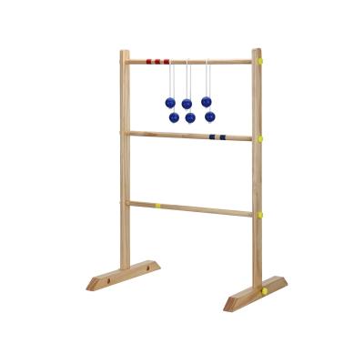 China OEM Wooden Ladder Toss Game Set Pine Wood Golf Ladder Lawn Game With 6 Balls And Bolos Carriers for sale