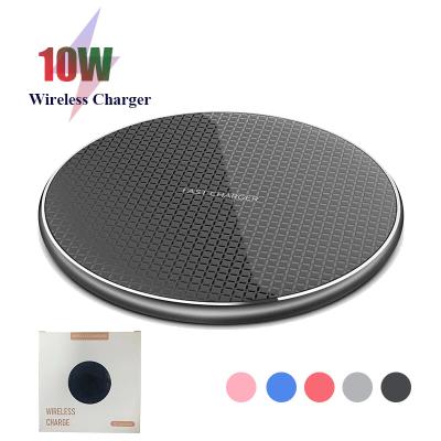 China Mobile Phone Charger Pad 10W Aluminum Alloy QI Wireless Charging And ABS Material Wireless For Mobile Phone With USB Cable Overall for sale