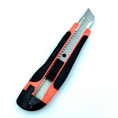 China Office Knife 18mm Width Plastic Blade Box Steel Single Cutter Art Utility Knife for sale