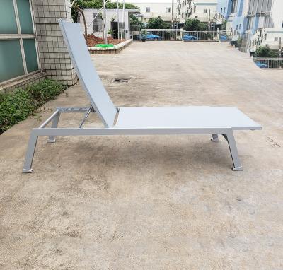 China Modern Fashion Aluminum Outdoor Garden Sun Sofas Beach Pool Convertible Folding Bed Chairs for sale