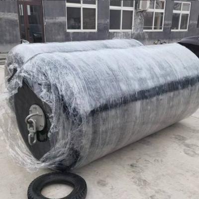 China Individuell angefertigter schwimmender Gummi-Fender Grüner Pickup Marine Sea Foam Bumper zu verkaufen