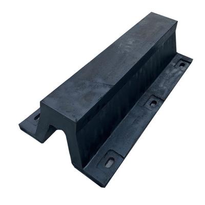 China Maritieme structuren Bescherming Rubber Boat Fenders V Shape Bumper Dock Te koop