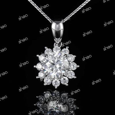 China CLASSIC Factory OEM Wholesale Price 925 Silver 1ct Round Brilliant Cut Moissanite Halo Pendant Mother's Day Jewelry Women for sale