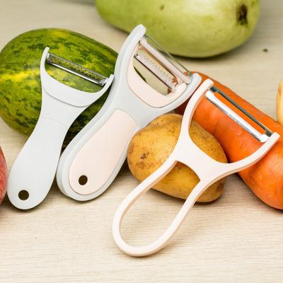 China 2-in-1 Kitchen Gadget Sustainable Metal Steel Peeler Cutter Zester for Potatoes Carrots for sale