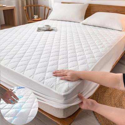 China Customized Size Floral Pattern Waterproof Non-slip Mattress Cover for Home and Hospital for sale