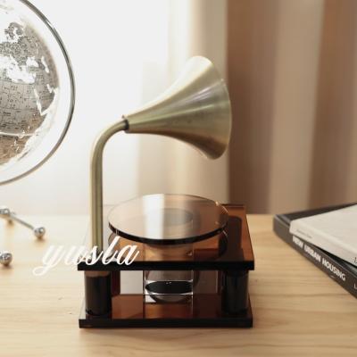 China Stylish Angel Theme Knick-Knack Retro Ash Crystal Record Player for Hotel Decoration for sale