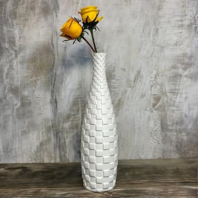 China Customized Elegant Modern Chic Tall White Capiz Shell Vase Mother of Pearl Home Decorative for sale