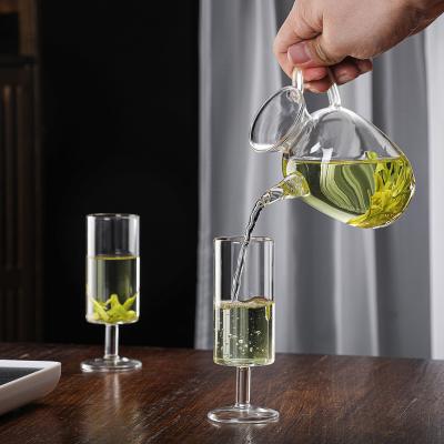 China Minimalistisch ontwerp op maat Glas Groene thee infuser Water glas voor koffie thee bier Te koop