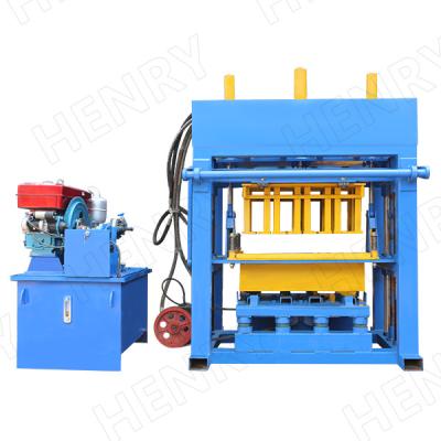 China Hotels Qt4-30 Diesel Color Holland Paver Making Machine for sale