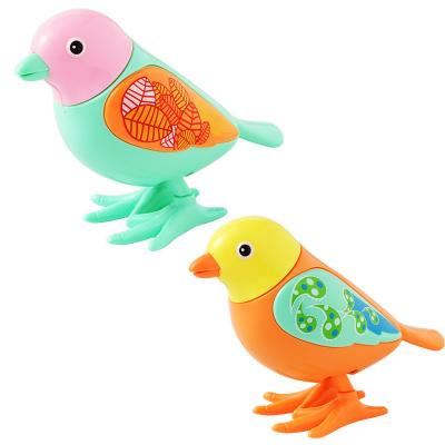 China Plastic Wind Up Small Cogwheels Sparrow Toys Cute Spring Bird Animal Toy for sale