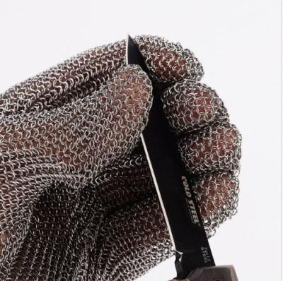 China Anti-Cut Butchers Cut Heavy Duty Long Cuff Stainless Steel Mesh Glove for sale