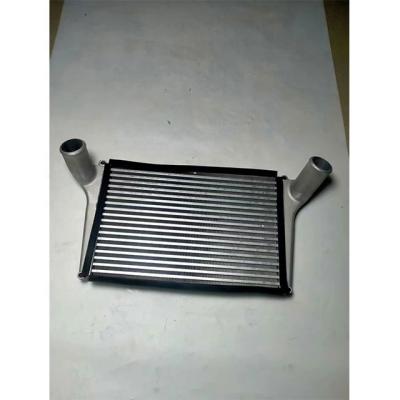 China Truck Body Spare Parts Dongfeng Truck Parts High Quality Intercooler For DFM Dongfeng Glory 580 1.5L Universal 1119100-SA01 for sale