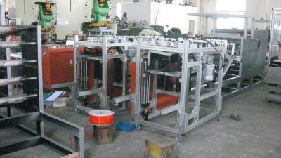 China Volle automatische Kasten-Verpackungs-Maschinen mit dem automatischen einziehenden Kasten, öffnen sich und kleben zu verkaufen