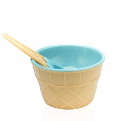 China Disposable Cheap Plastic Cute Dessert Ice Cream Cups With Spoons for sale