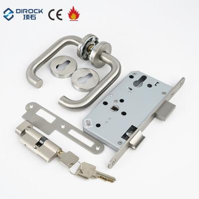 China Doors in Public Buildings CE 260mins Euro Belt Commercial Mortise Lock Standard Hardware Fire Rated Door Set with Handle and Cylinder for sale