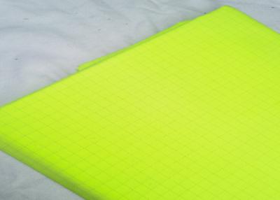 China Uniform Suit Fluorescent Fabric Flame Retardant Comfortable 20X16 Yarn Count for sale