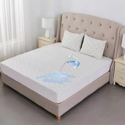 China Anti-bacteria Mattress Protector Waterproof and Breathable Mites Resistant Bamboo Fiber Mattress Cover Fabric for sale