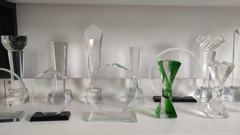 Verified China supplier - Pujiang Longsheng Crystal Art&craft Co., Ltd.