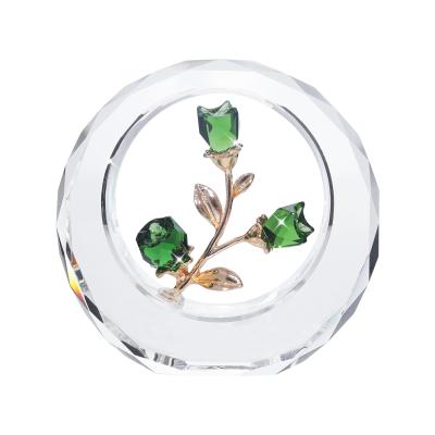 China Europe Green Crystal Rose Flower Paperweight Wedding Crystal Opens Valentine's Day Gift for sale