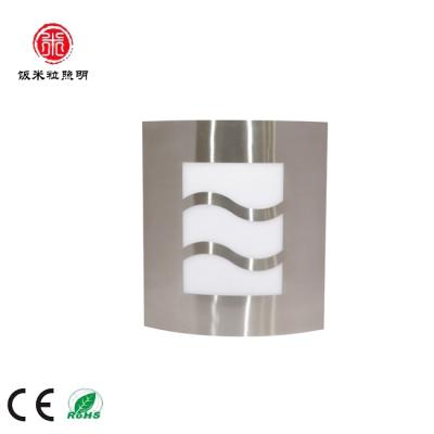 China Modern High Quality E27 Max40W IP44 Convex Wave Lined Stainless Steel Wall Light Opal PP Diffuser AC100-240V W230xEXT95xH260mm for sale