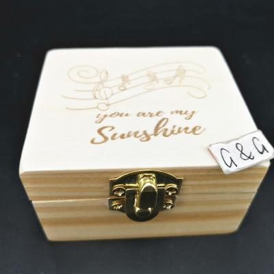 China Gift Factory Custom Roll Up Wooden Box You Are My Sunshine Music Box for sale