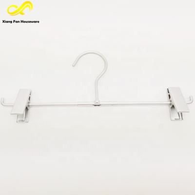 China With Pegs Sliver Aluminum Metal Pants Adjustable Pants Clips Lower Organization Display Hanger for sale