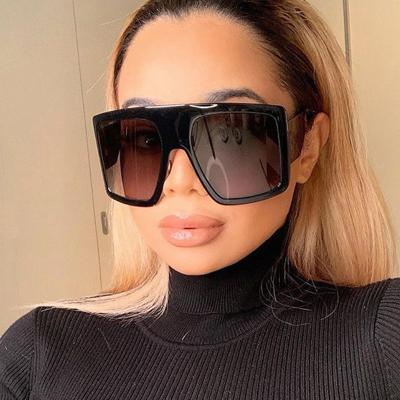 China NEW Daily FREE SHIPPING 10pcs Per Box Big Frame 400 Square Sunglasses Curved UV Border Lenses for sale