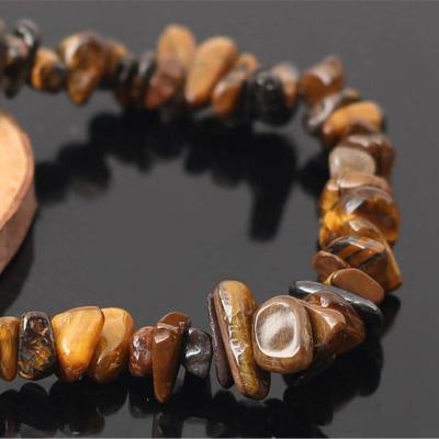 China 1pc Casual/Sporty Shape Natural Crystal Irregular Decor Beaded Bracelet for Women for Daily Decoration for sale