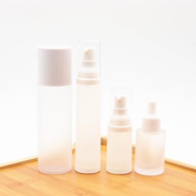 China Lotion Pump Bottle 30ml 100ml Serum Pump Bottle Pump Bottle Luxury Frosted Plastic Cosmetic for sale