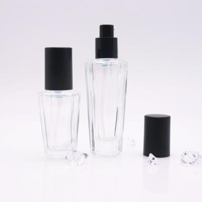 China 100ml 120ml Luxury Transparent Cosmetics Packaging Bottle Skin Care Pump Bottle Pump Serum Glass Bottle for sale